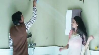 Shower bheegi aunty chudai bhabhi free