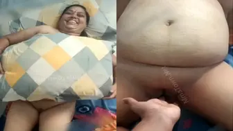 Tanker bhabhi moti gori chut mai ungli kiya